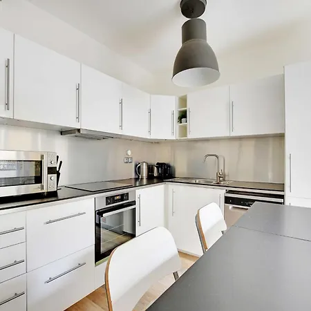 Spacious House - 2br 8p - Apartment